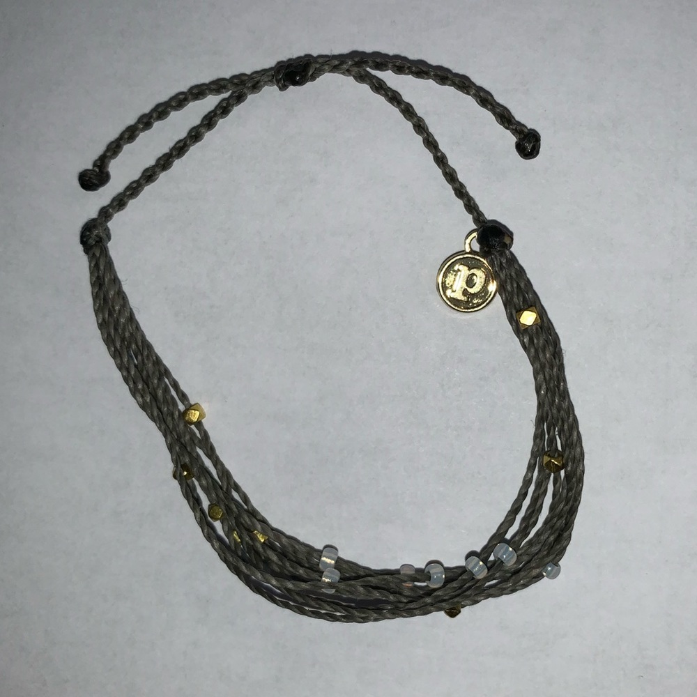 Pura Vida Bracelet Grey with Gold Dots White Beads